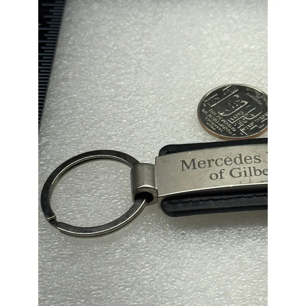 Mercedes Benz of Gilbert Keychain Leather Metal Silver Tone Key‎ Ring Key Fob